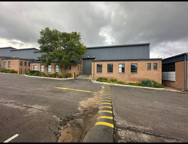 INDUSTRIAL PROPERTY TO RENT IN HALFWAY HOUSE